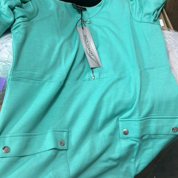 DG2 by Diane Gilman "DG Downtime" French Terry Dress with Pockets NWT Size M - Picture 4 of 6